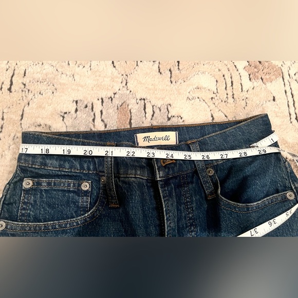 The Perfect Vintage Jean in Haight Wash - Picture 5 of 9